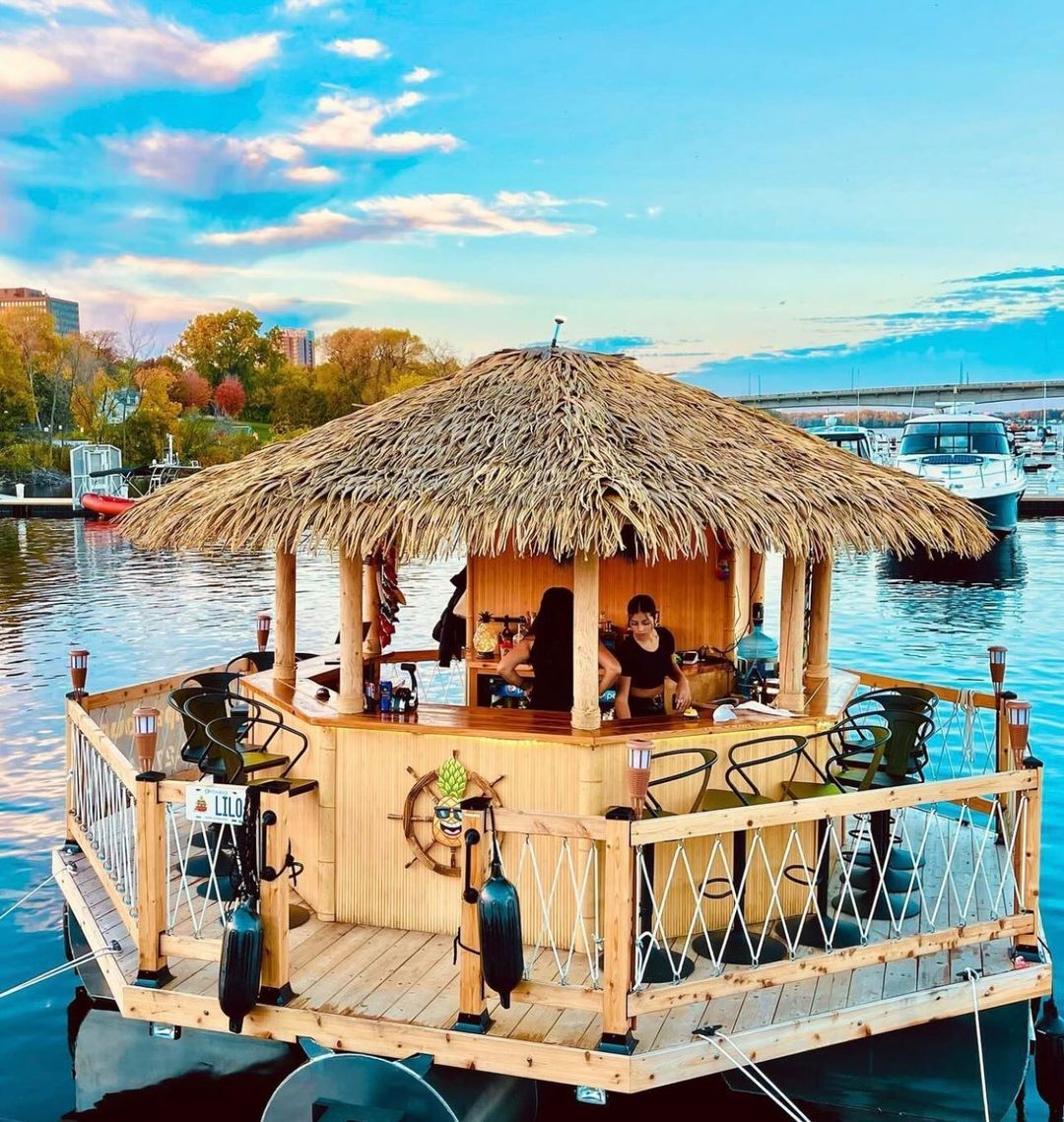 Bar tiki flottant Palapa